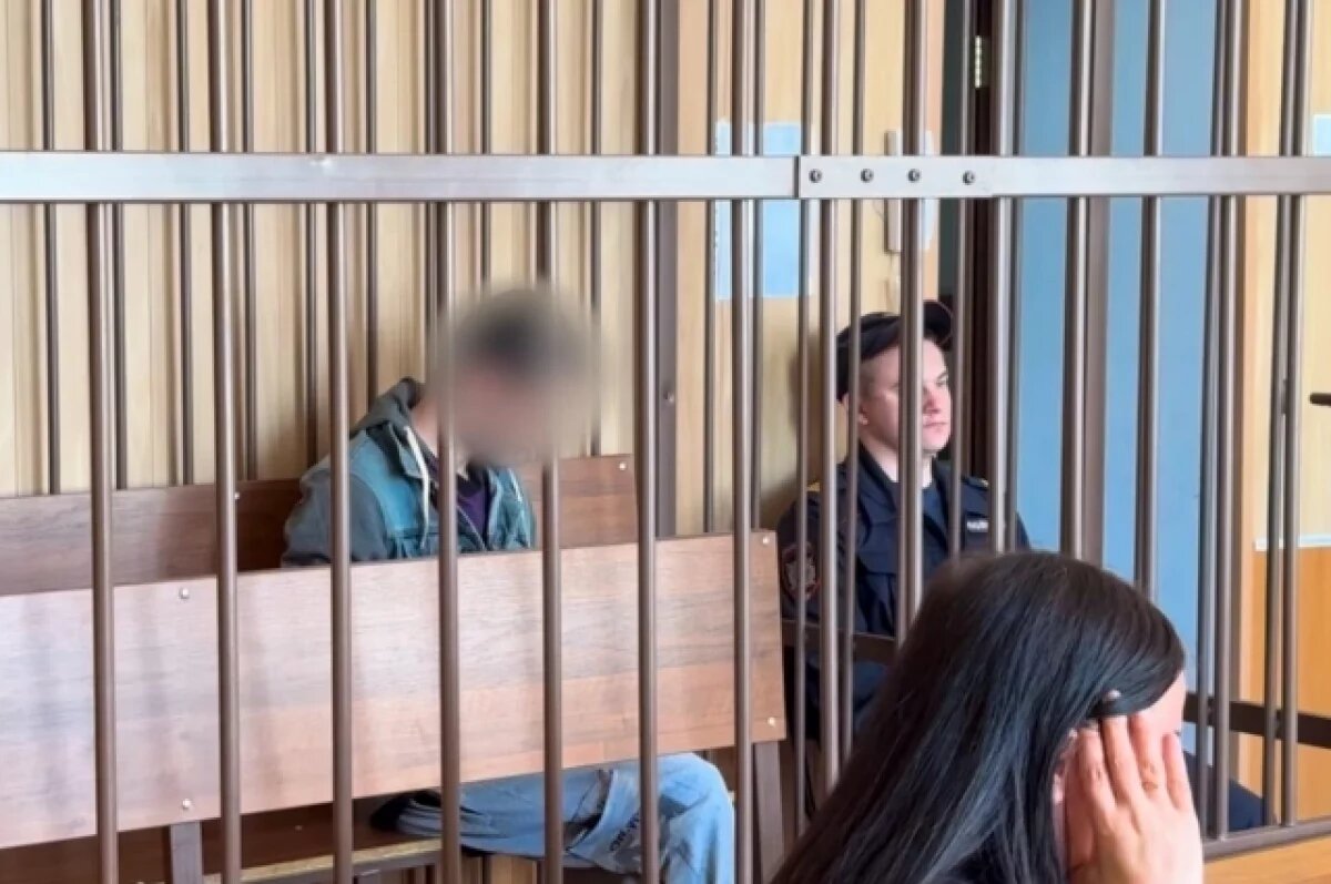    Житель Владимира незаконно легализовал в России больше 1000 мигрантов