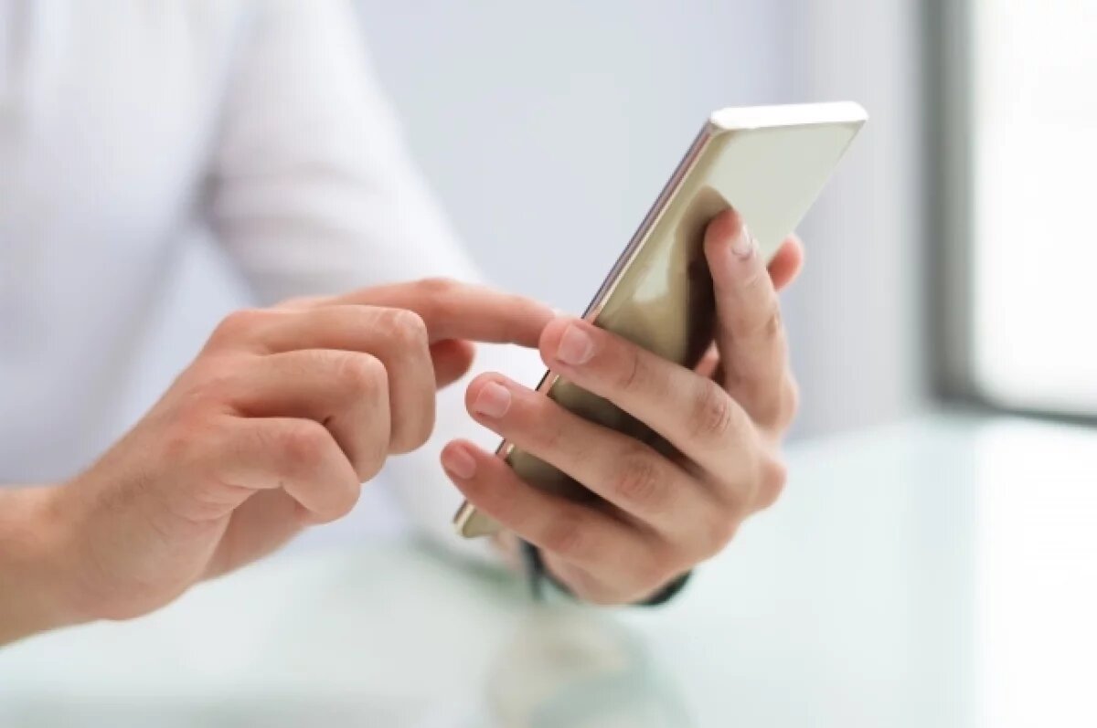    Шадаев: Минцифры рекомендует чиновникам использовать мессенджер Max