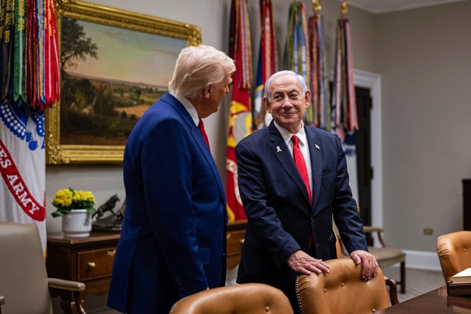 Президент США Дональд Трамп и премьер-министр Израиля Биньямин Нетаньяху. | Фото: Daniel Torok/Public Domain
