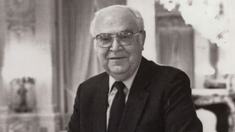 Анатолий Фёдорович Добрынин.