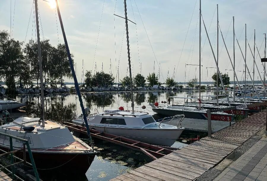 ФОТО 50m. above on Unsplash