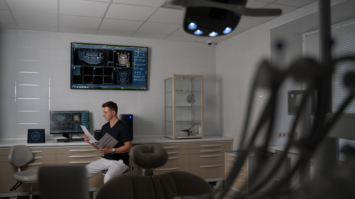 Может ли брекет сам отвалиться