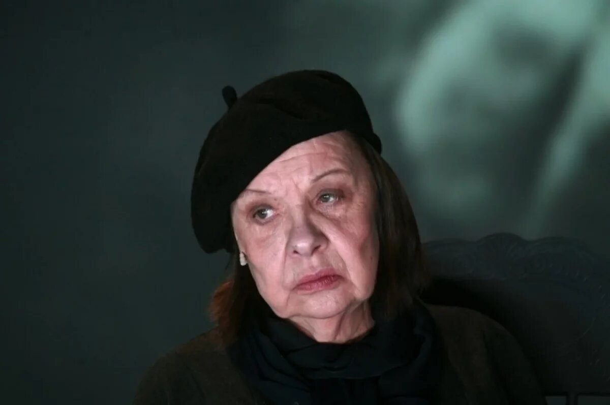    Министр культуры РФ Любимова назвала уход Теняковой огромной потерей