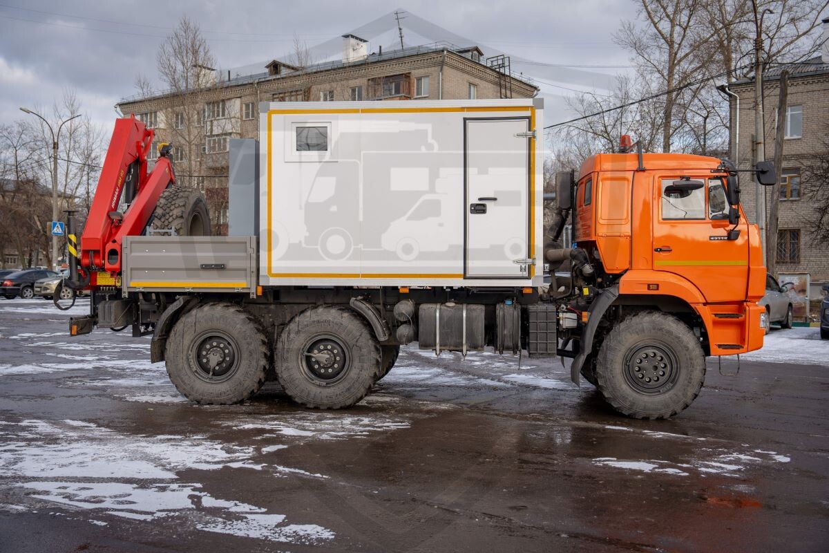 Передвижная ремонтная  мастерская  ПАРМ  с  КМУ  на  базовом  ТС  КАМАЗ 43118 6х6 с  синхронным  генератором  и  оборудованием  для  обслуживания техники на  месторождении