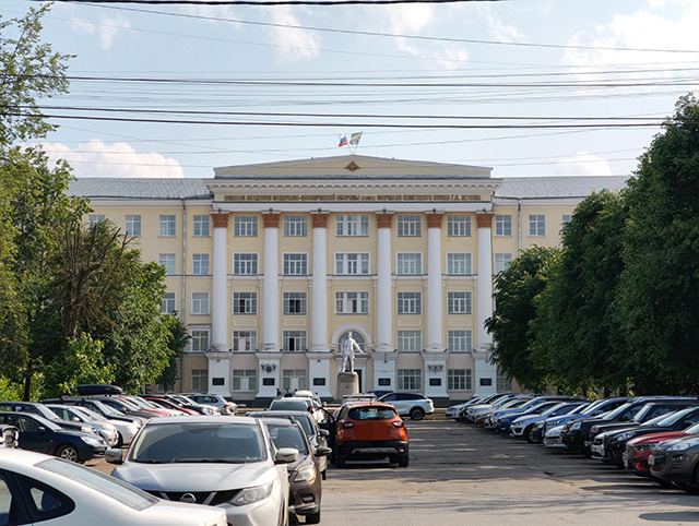 5 малоизвестных фактов о памятнике Маршалу Жукову в Твери