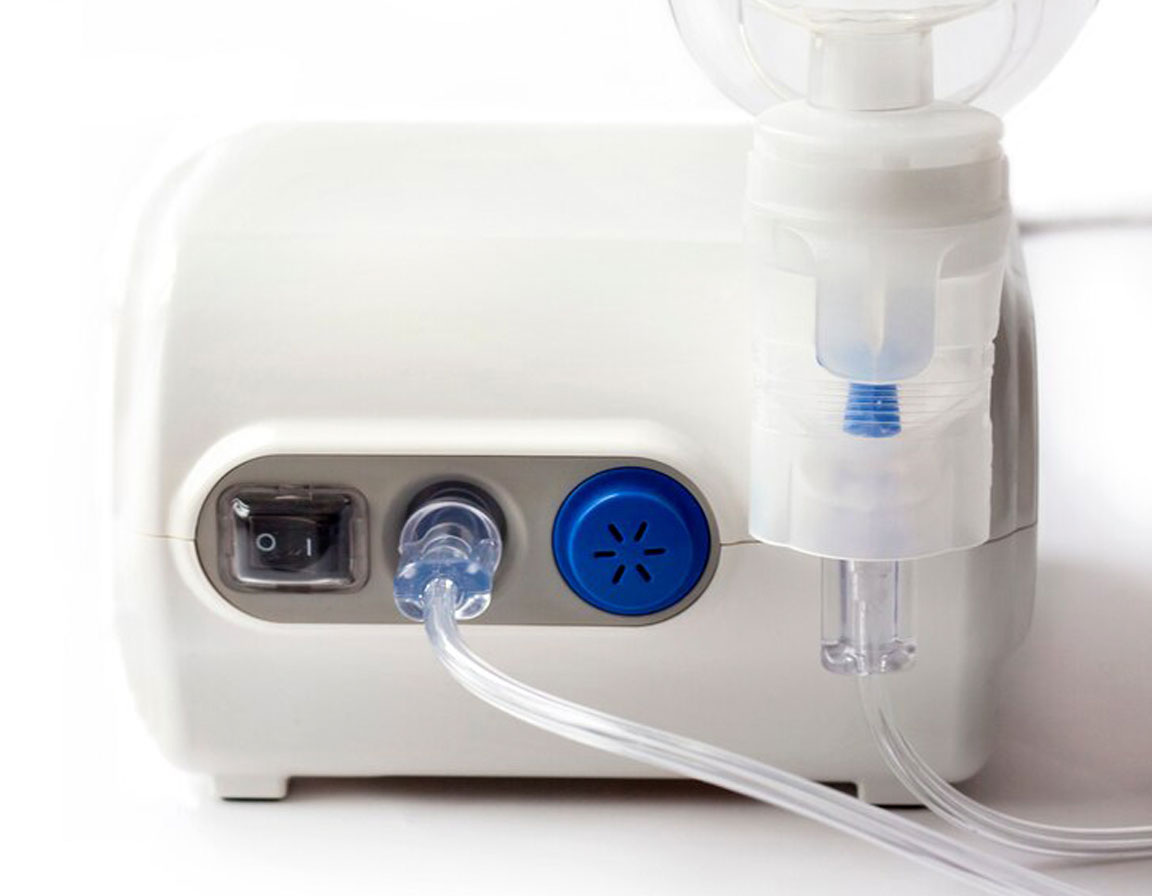 Расположение фильтра под синей крышкой в небулайзерном блоке