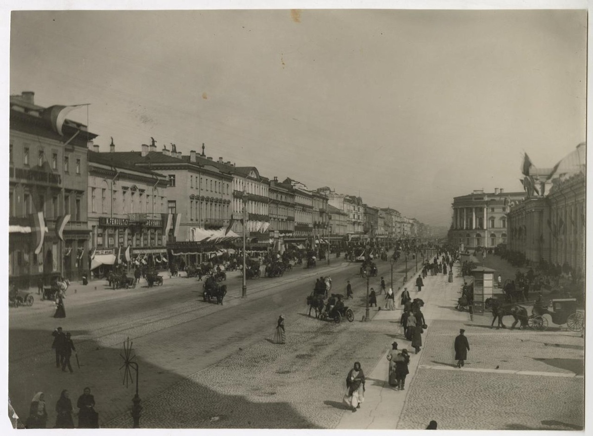 Невский проспект у Гостиного двора
1897 год Булла Карл Карлович
