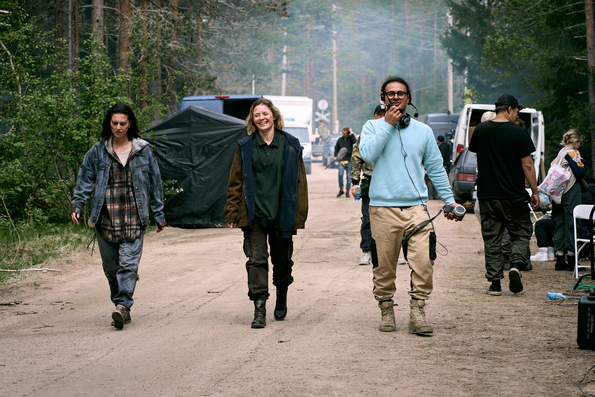 Фотограф: Яна Шмонина; съемки фильма осуществляет кинокомпания Nemesis Films; фотографии предоставила пресс-службой издательства «Дом историй»