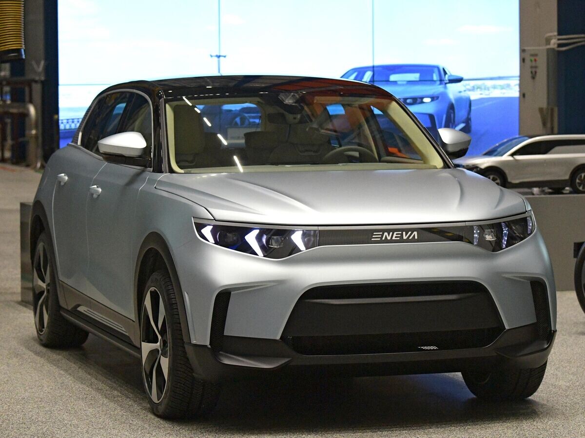    Разрабатываемый концерном "Алмаз-Антей" автомобиль E-NEVA© РИА Новости / Алексей Даничев