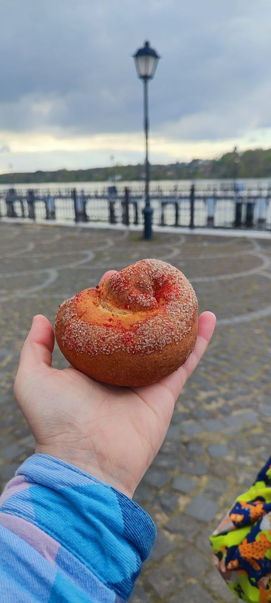 Вкуснейшая булочка из Бисквита