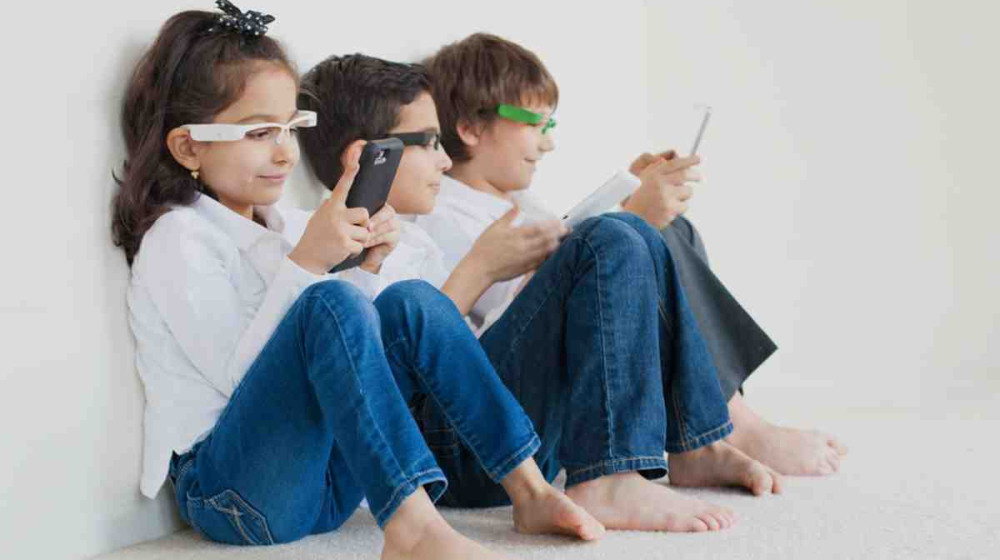    Гаджеты и спорт: что выберет школьник?