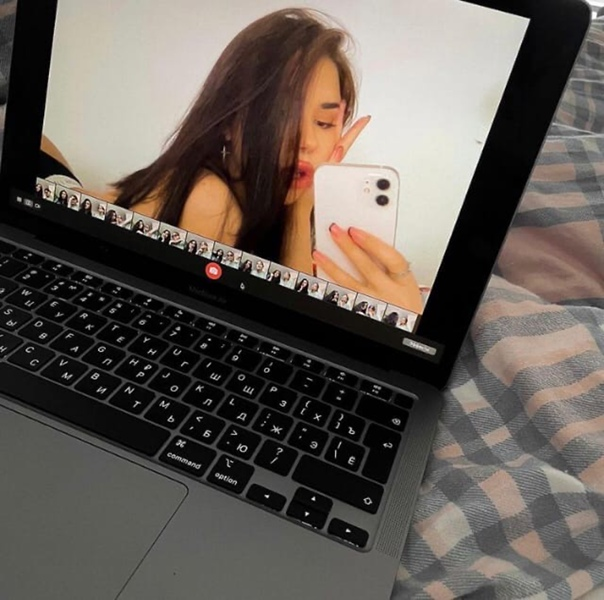 В Хакасии идут поиски злоумышленника, вымогавшего интимные фото у школьниц