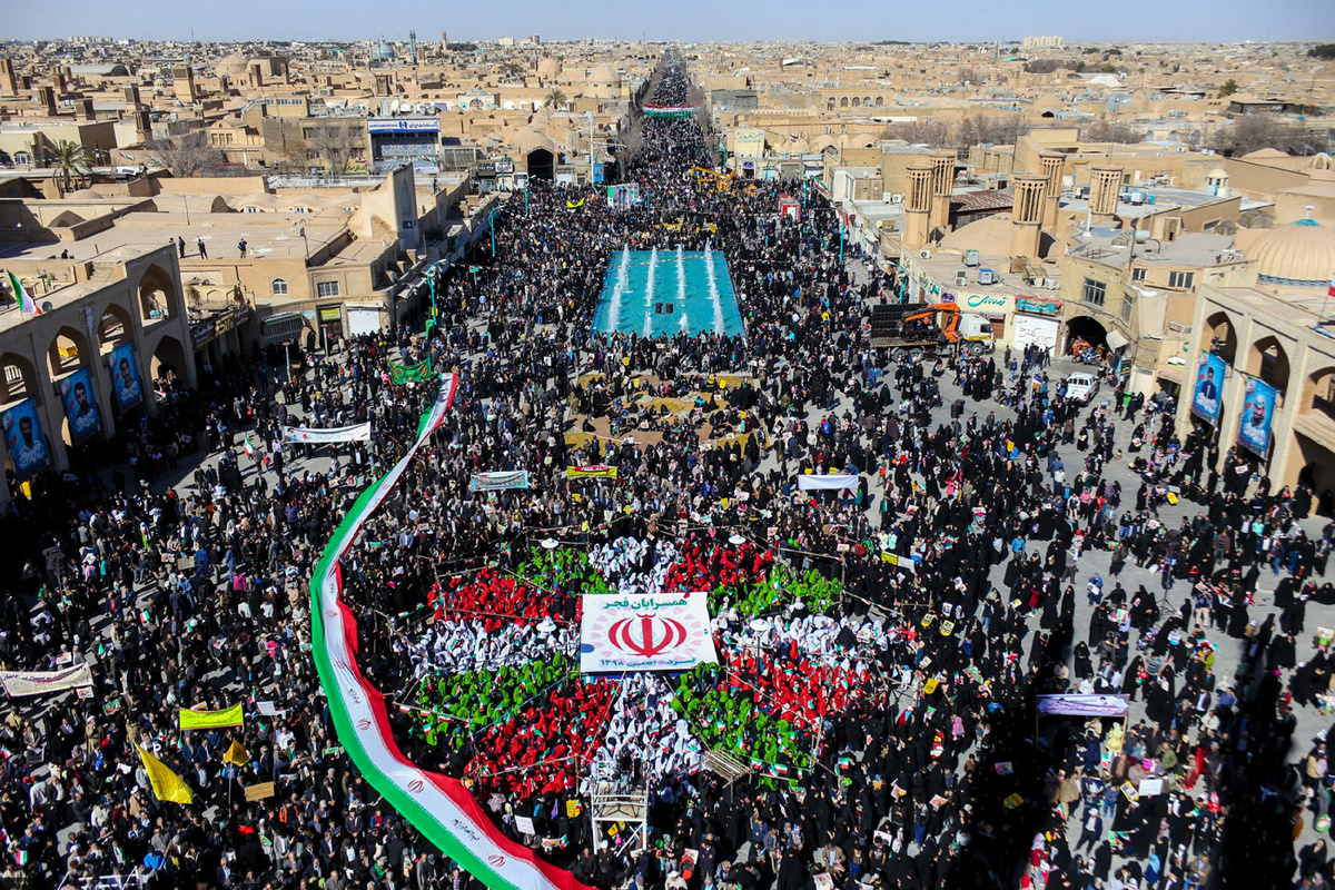 Чтобы понять современный Иран, его политику, культуру и самосознание, нужно погрузиться в эту многовековую историю взаимовлияния, сопротивления и переосмысления.