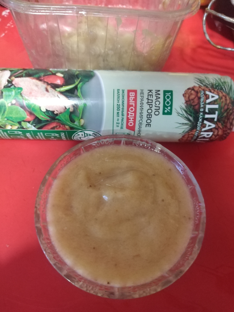 Добавляла кедровое масло в десерт. Придаёт интересные нотки. Фото на кухне