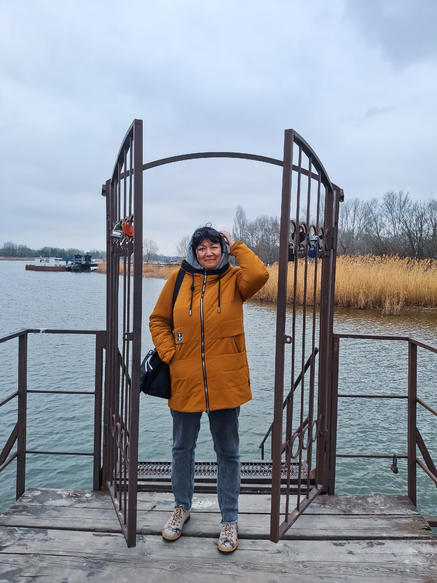 Было ветренно и холодно