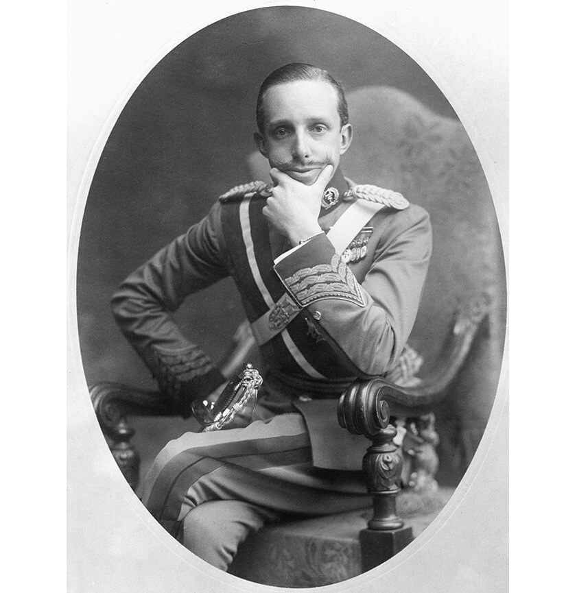 Альфонсо XIII (1886—1941) — король Испании (1886—1931). Фотография 1918 года.