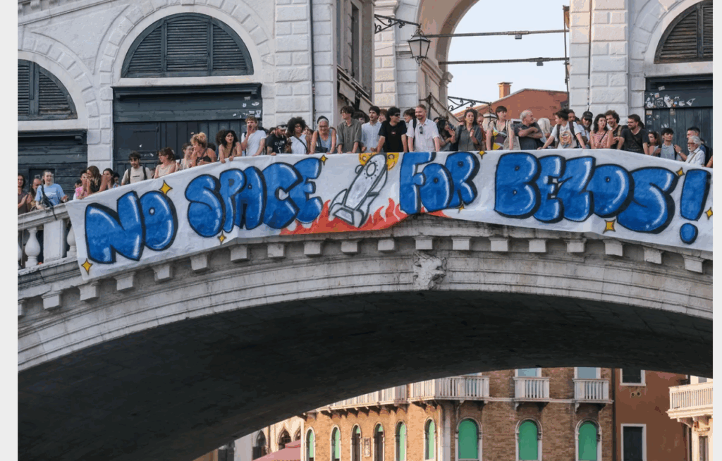    «Нет места для Безоса», источник: Manuel Silvestri / Reuters 