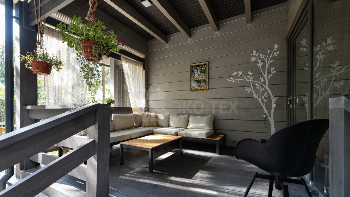 Листайте галерею - фасад дом Райт