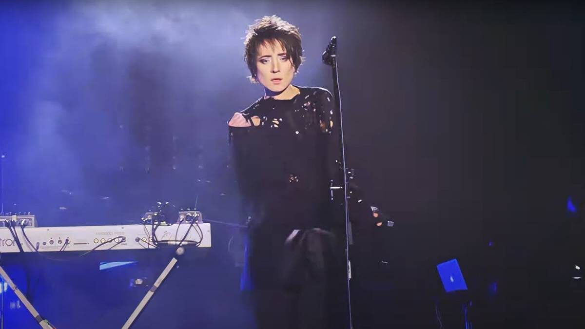    Фото: Youtube / zemfiralive