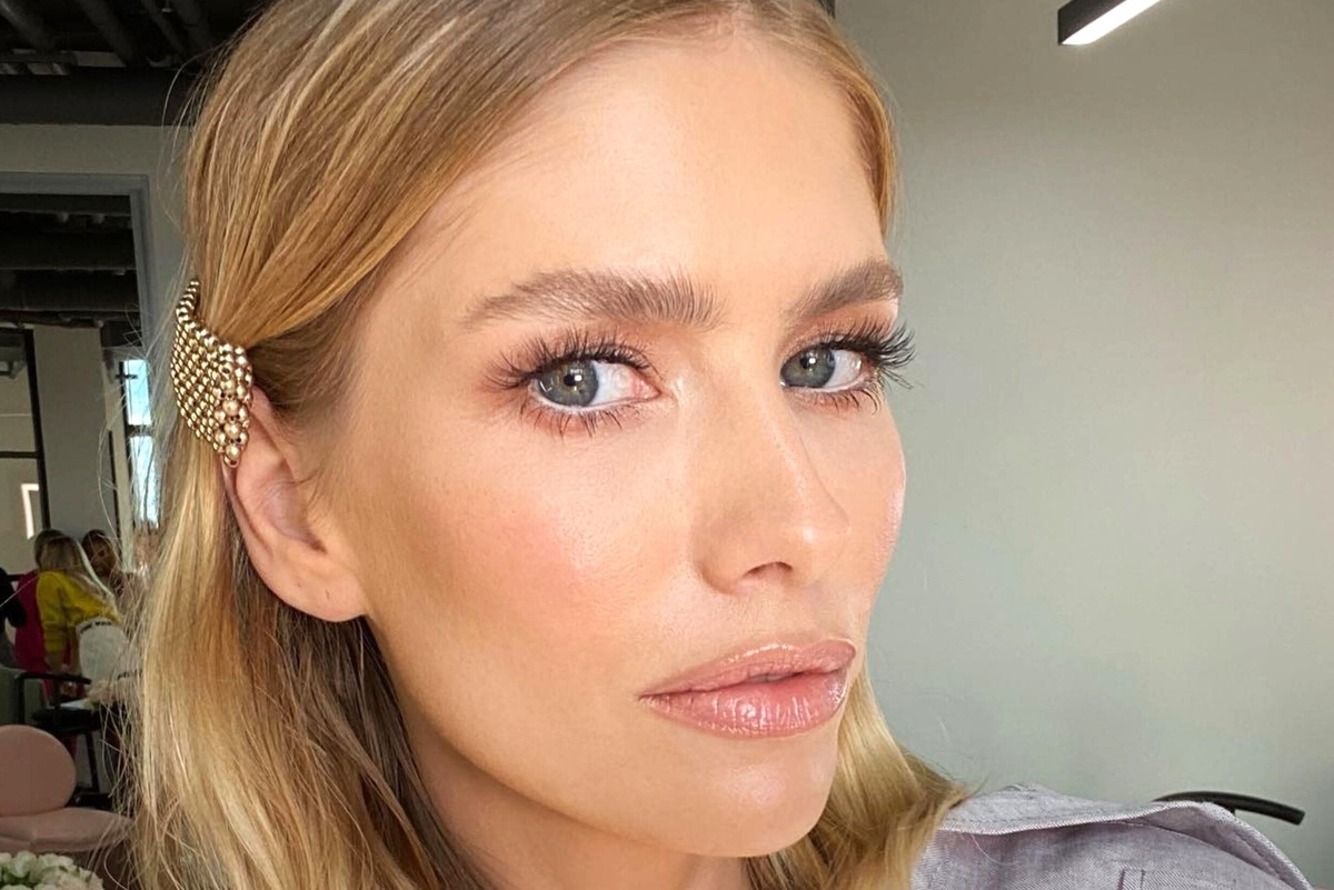     Елена Перминова показала, как отпраздновала 16-летие сына с бывшим мужем