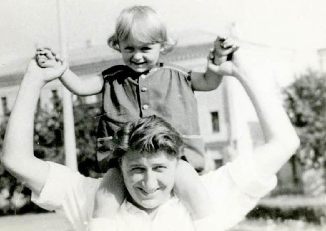 Виктор Борцов с дочкой