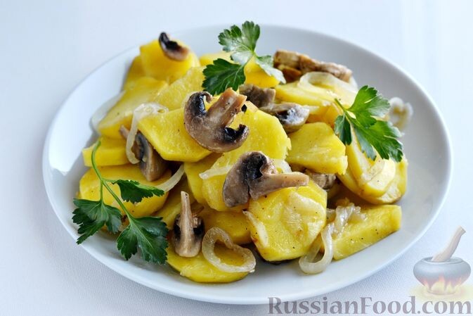 картофель, шампиньоны, лук репчатый, соль, перец чёрный молотый, масло растительное, зелень петрушки