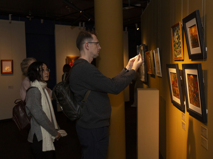 ВЫСТАВКА "ПРИКОСНУВШИЕСЯ К СОЛНЦУ". ФОТО ПРЕДОСТАВЛЕНО ЛЮБОВЬЮ АГАФОНОВОЙ
