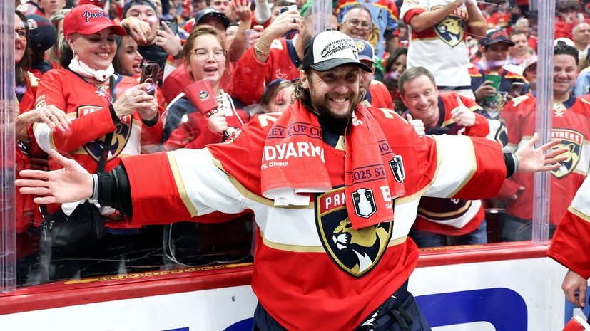     Голкипер «Флориды» Сергей Бобровский Gettyimages.ru Christian Petersen / Staff