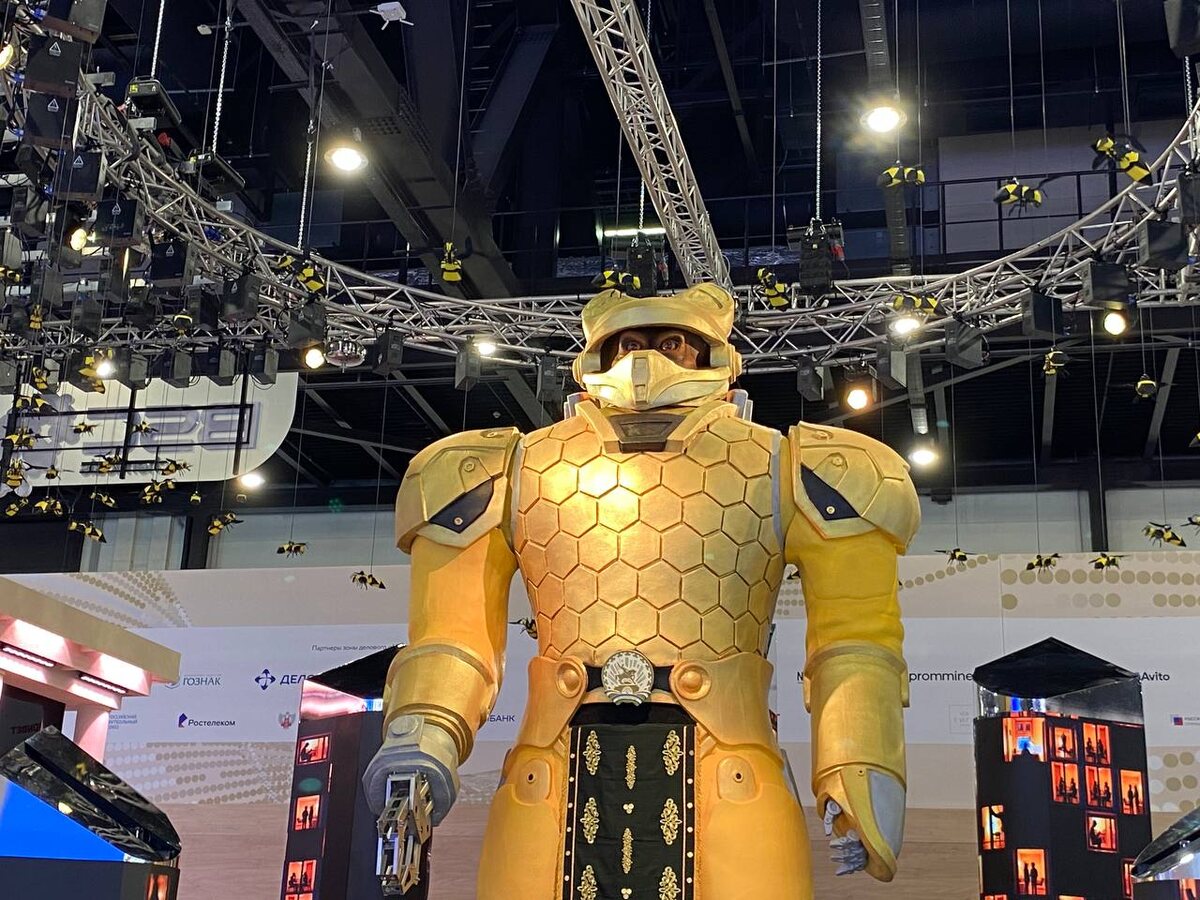 Уже традиционно один из самых впечатляющих стендов на форуме представил Башкортостан.  Фото: Кирилл Конторщиков