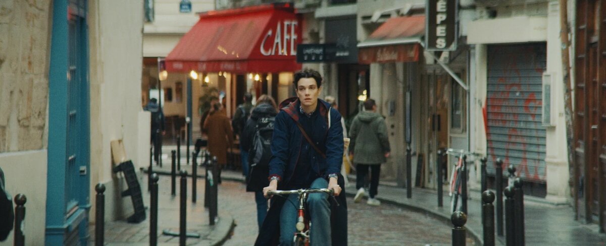 Несколько кадров из фильма