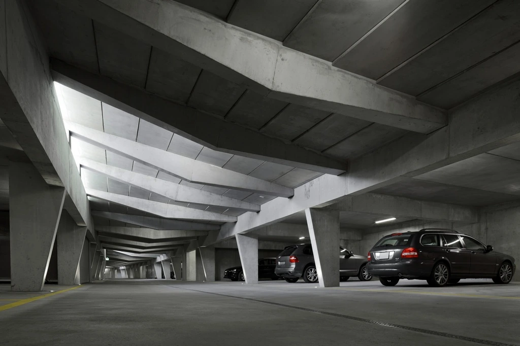 Гаражи и Парковочные Места в СПб