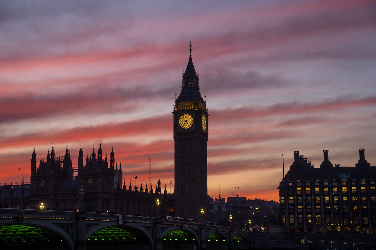 © AP Photo/Kin Cheung