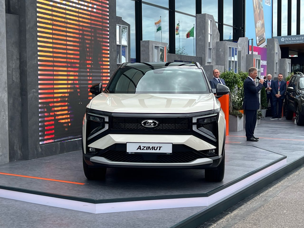 Передняя часть LADA AZIMUT