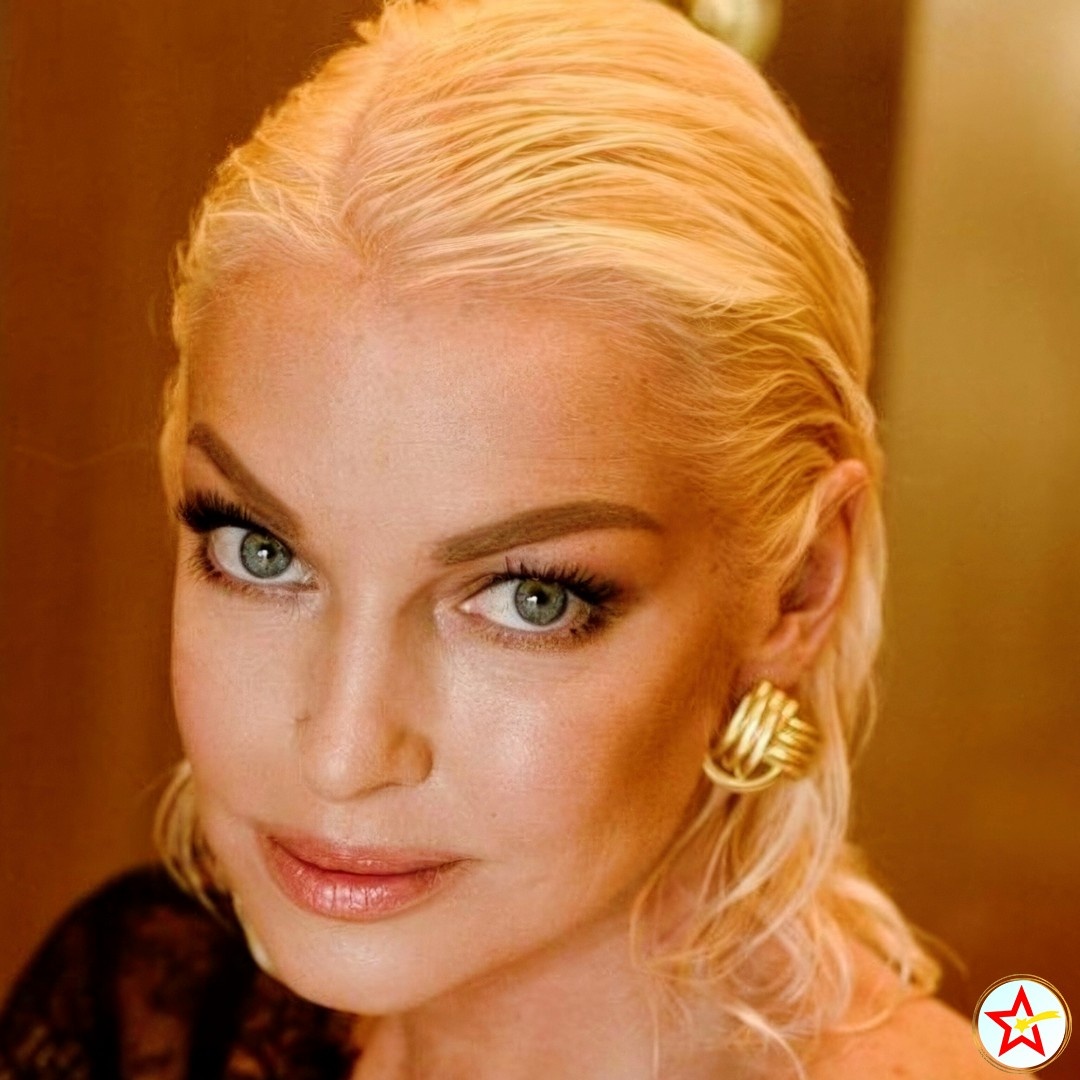 Депутат выступил против Насти Волочковой на ПМЭФ