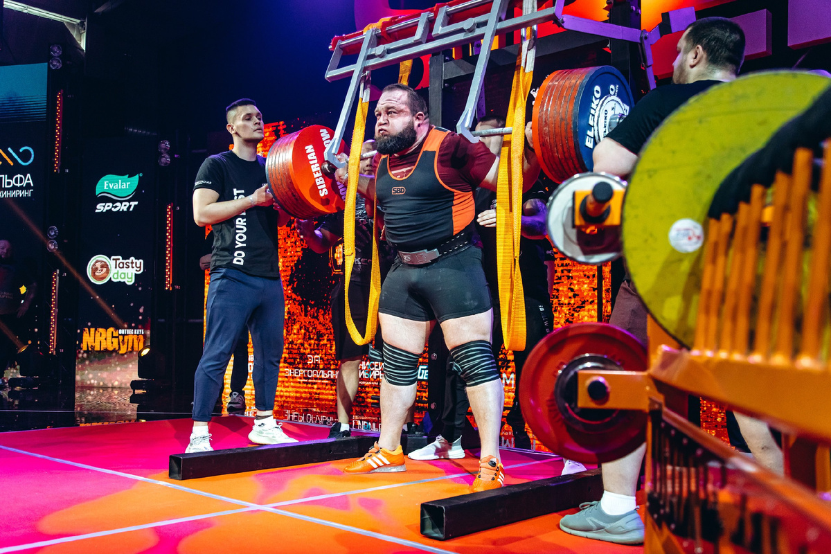 Александр Луговой