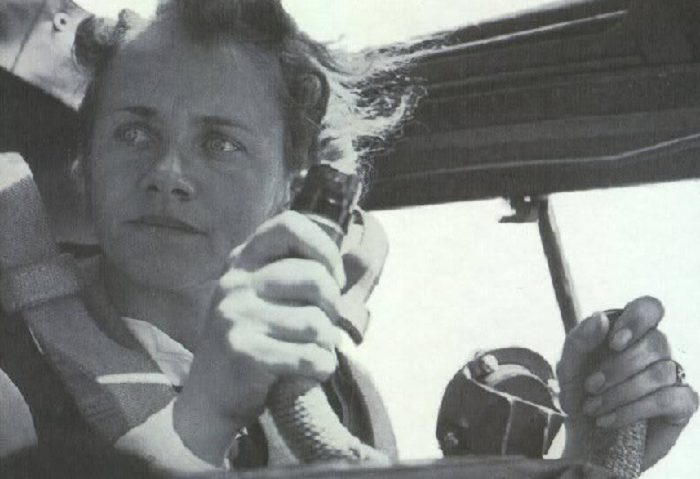 Хайна за штурвалом