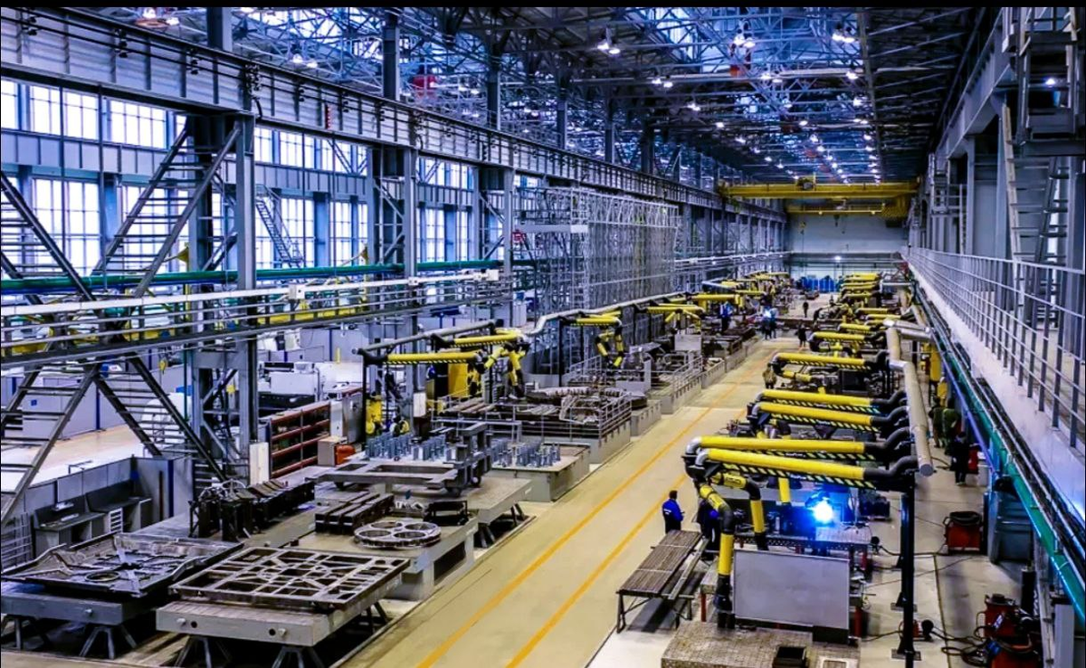 Машиностроительный завод