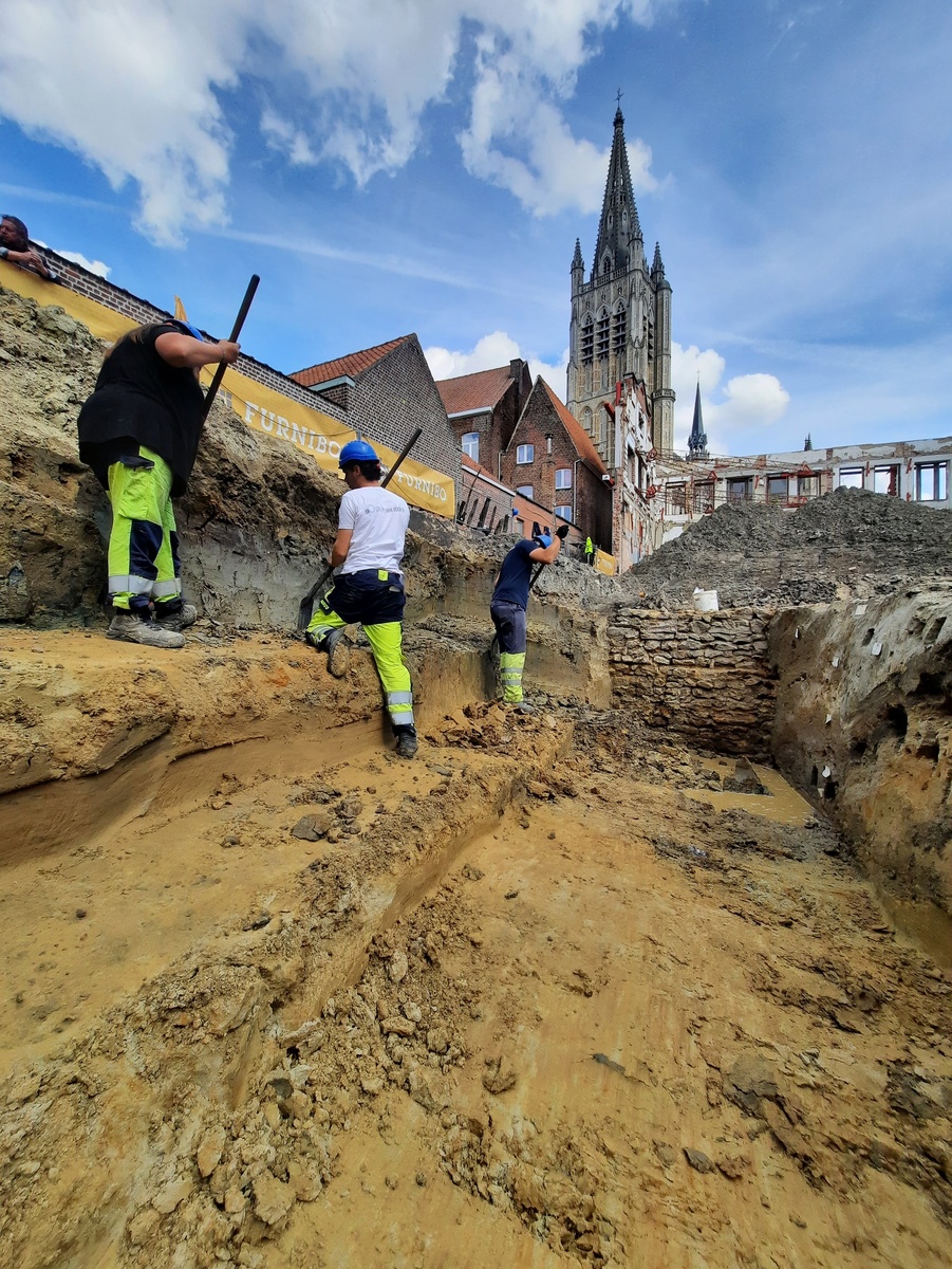 Идут раскопки