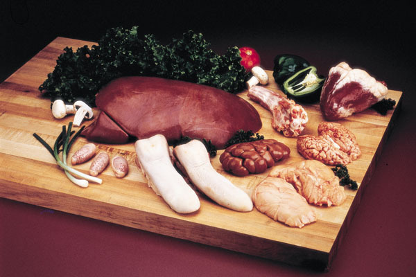 Субпродукты в рационе собак и кошек: сколько и что можно давать