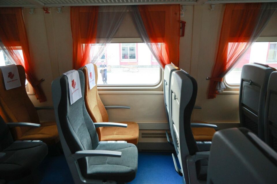    За 15 лет поезд «Калина красная» сообщением Барнаул-Бийск провез 1,5 млн пассажиров . Источник: Олег Укладов