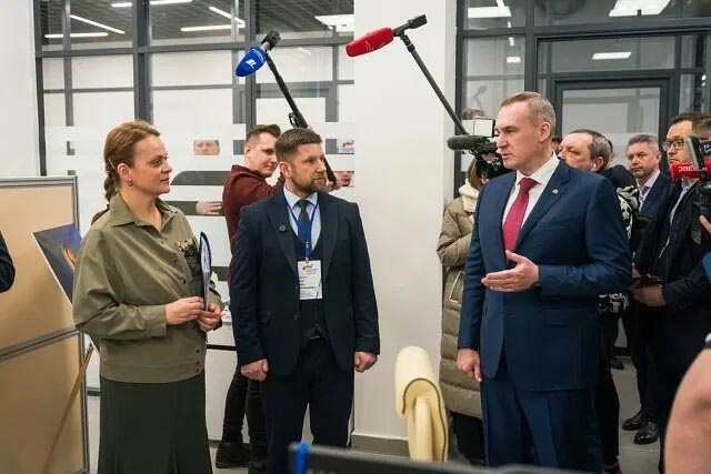    Своих не бросаем