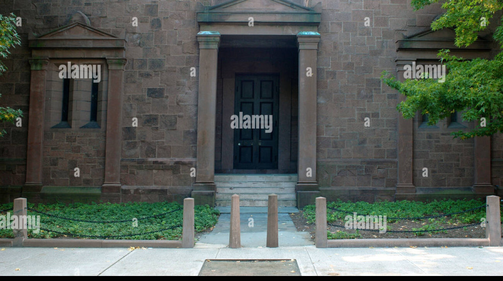    Тайное братство Йеля Череп и Кости куда ведут нити власти