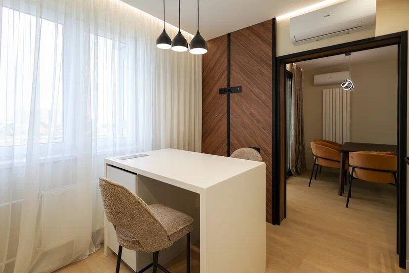 Розетка в кухонном острове в ЖК Дом у озера