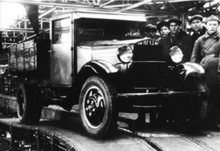 «Полуторка» НАЗ-АА