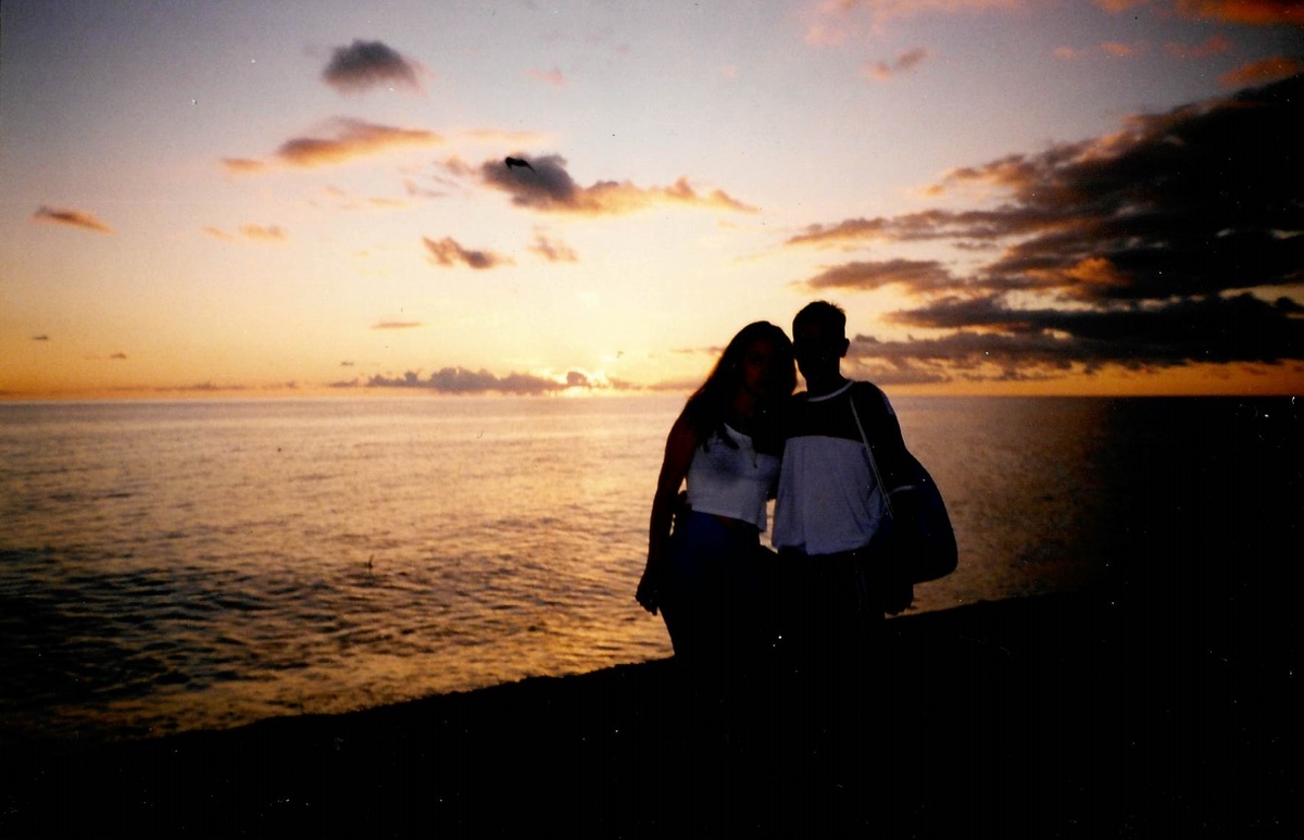 после скромной домашней свадьбы мы поехали в своё свадебное путешествие на Чёрное море