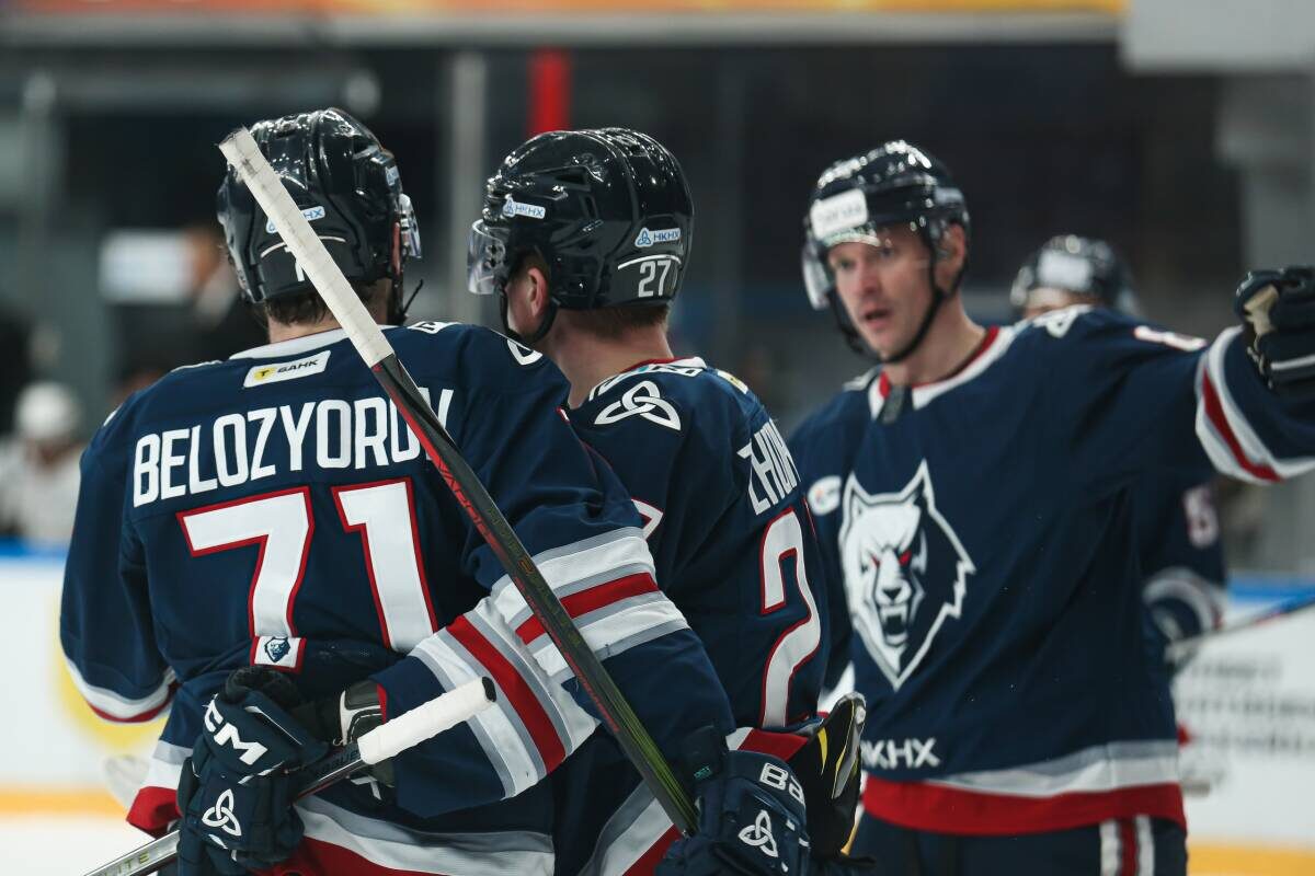 «Мне хочется видеть в команде больше подвижных игроков, с хорошим катанием, которые умеют контролировать шайбу»Фото: hcnh.ru