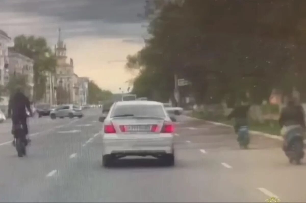    В Хабаровском крае полицейские сняли с мопеда 15-летнего лихача