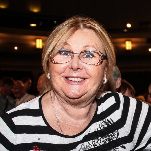     Сегодня 80 лет Наталье Селезнёвой