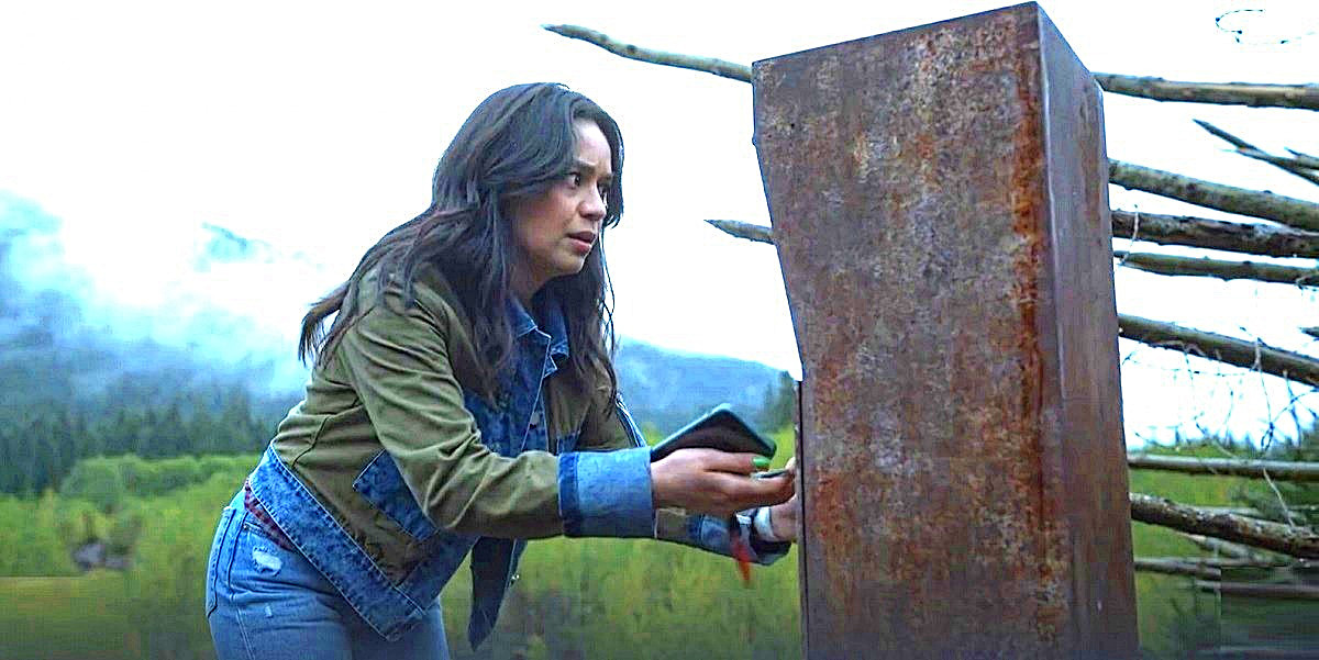 - Простите, господа шотландцы, а Мэла Гибсона где можно найти? Срочно надо. Говорите, вон там он, в центре, с синим лицом? Спасибо!..