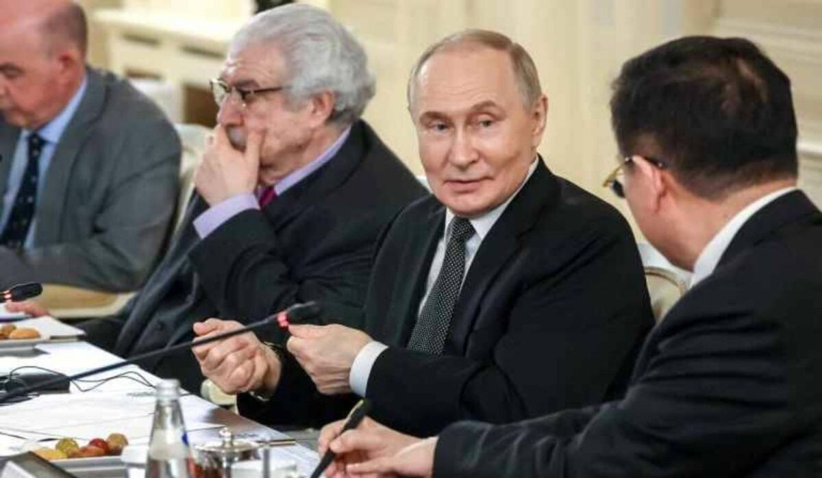     Владимир Путин. Источник: rbc.ru Автор фото: Вячеслав Прокофьев